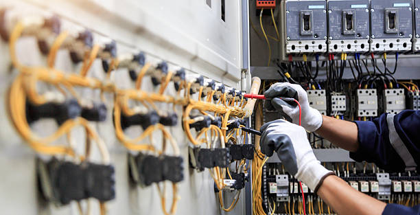 Professional Electrician technician working in St. Clair, MI